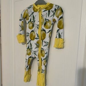 Posh Peanut bamboo sleeper in lemon print
